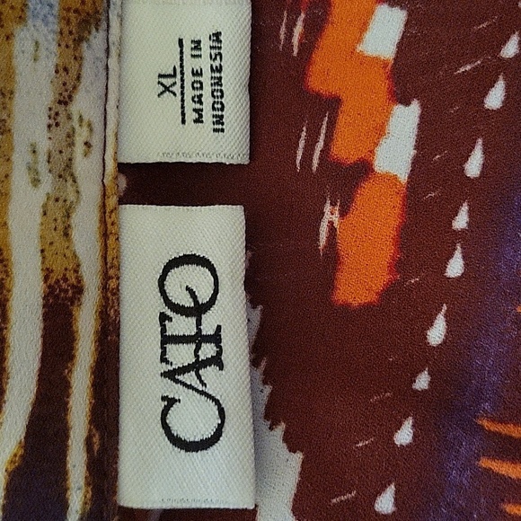 CATO XL burgundy orange white tribal print blouse - Picture 3 of 5